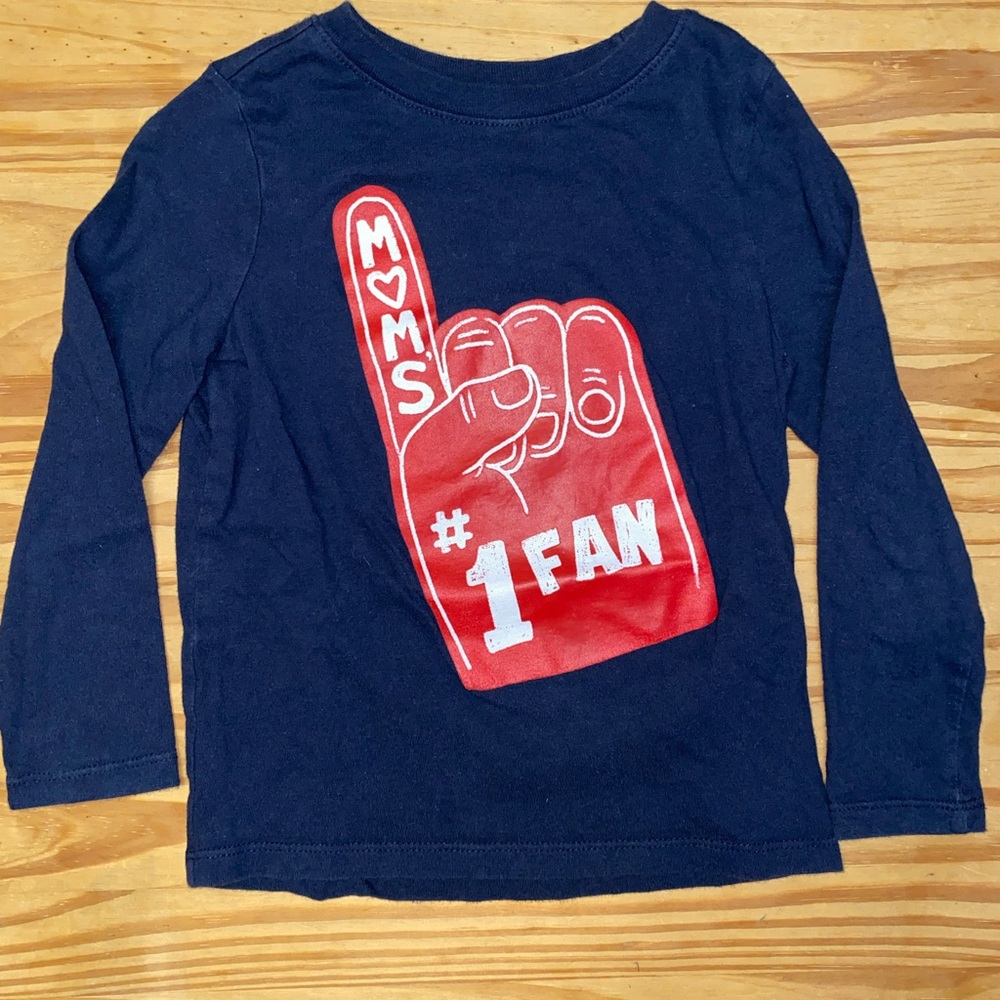 Old Navy Boys Toddler Navy Long Sleeve
Graphic Tee - Mom's #1 Fan -4T